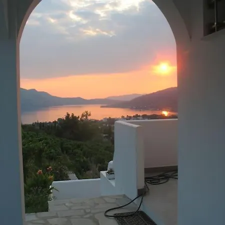 Logement Grece Evia Thermalisme En Mer Egee *