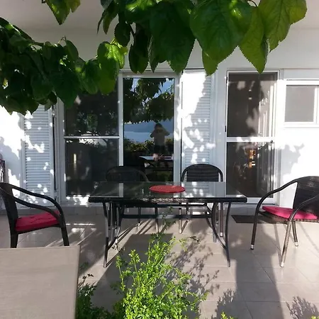 Logement Grece Evia Thermalisme En Mer Egee Edipsos